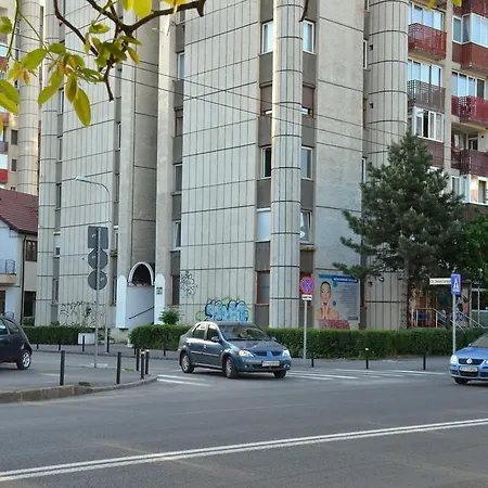 Апартаменти Apartament Central Eric Брашов